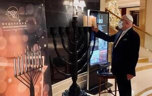 Лион призвал украинских чиновников присоединиться к осуждению акта вандализма