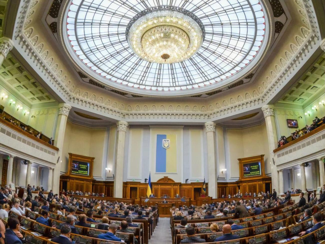 У Раді на COVID-19 перехворіло понад 100 нардепів