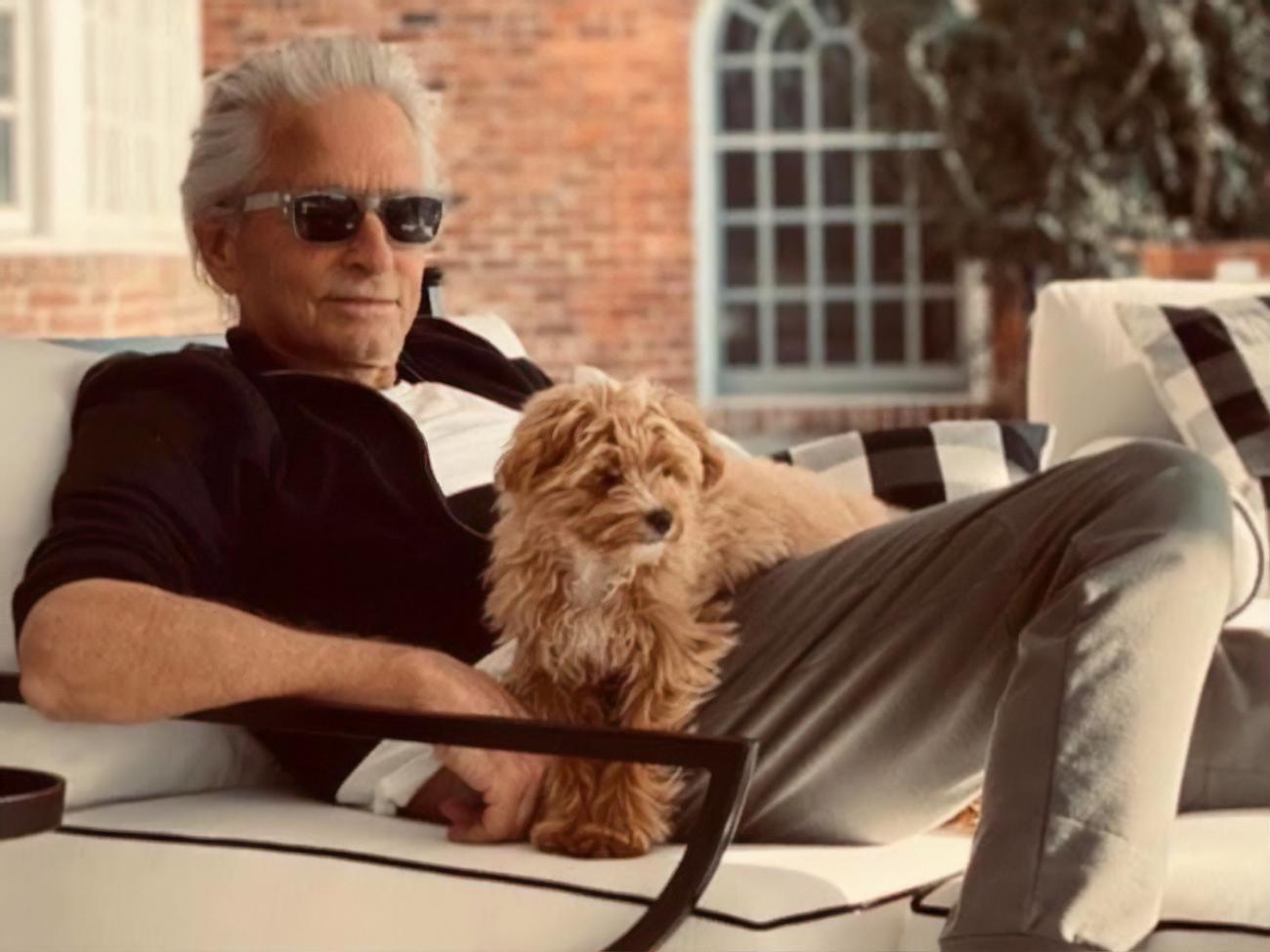 Дуглас сыграет Рейгана в сериале, сценарий которого будет написан по мотивам книги Адельмана