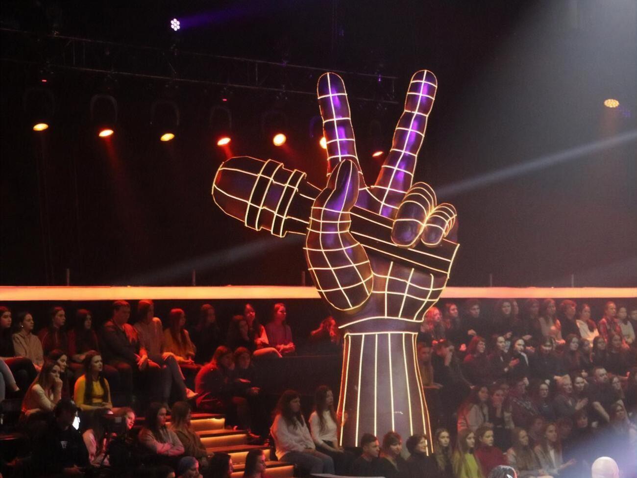 Ведучими нового сезону "Голосу країни" будуть Осадча та Горбунов