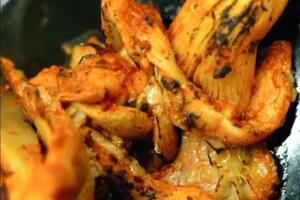 Клопотенко рекомендує запечені гливи як закуску на Новий рік