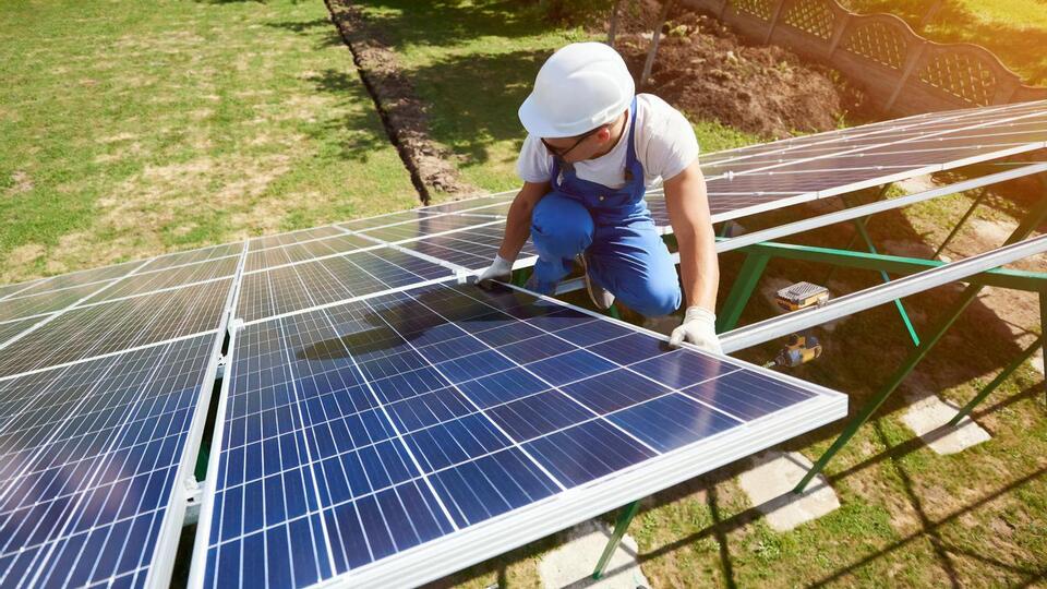 Гуменюк закликала закласти в бюджеті на 2021 рік кошти на "зелену" енергетику
