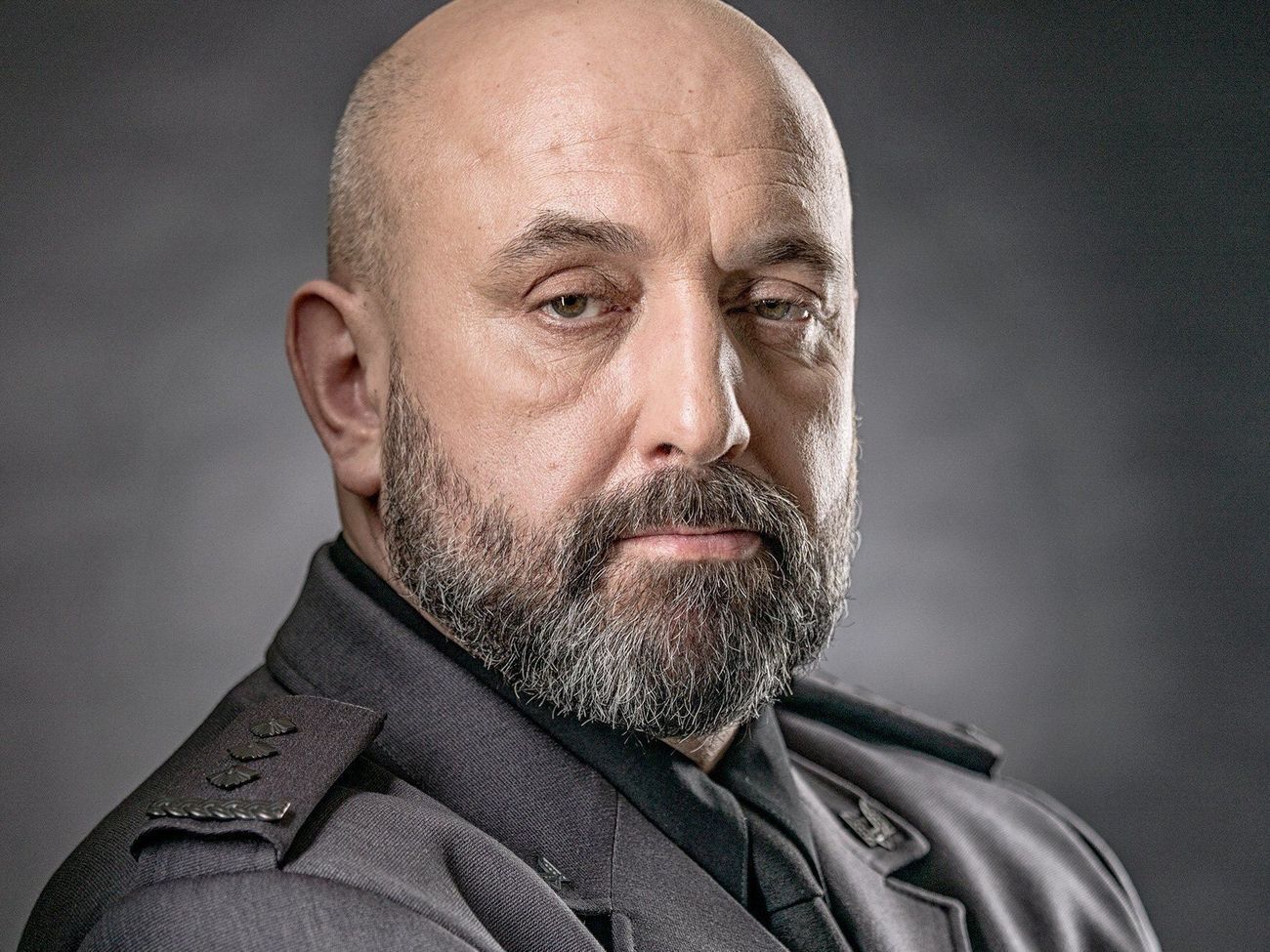 Кривонос: Нам надо иметь копье, которым мы можем или заколоть этого медведя, или держать его на расстоянии