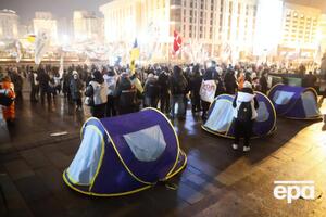 Протестующие снова установили несколько палаток