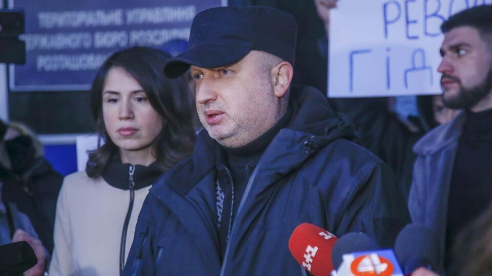 Турчинов: Попытка очернить героев, а отбросов и реальных убийц лишить ответственности – это и есть признаки реваншистской антиукраинской власти
