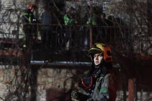 С огнем боролись 25 пожарных