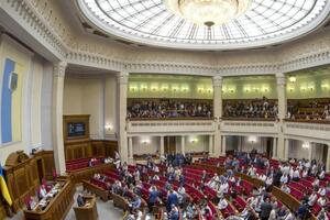 В повестке дня Рады на 16 декабря находятся проекты постановлений об увольнении двоих министров