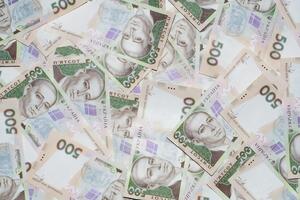 Зарплаты медиков должны вырасти на 30%