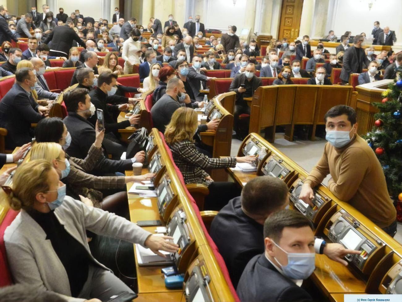 Законопроєкт підтримало 300 нардепів