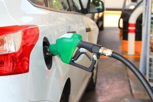 На заправках в Україні провели понад 600 перевірок