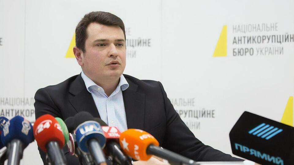 Сытник: Я не могу ни в положительном, ни в отрицательном ключе комментировать это дело