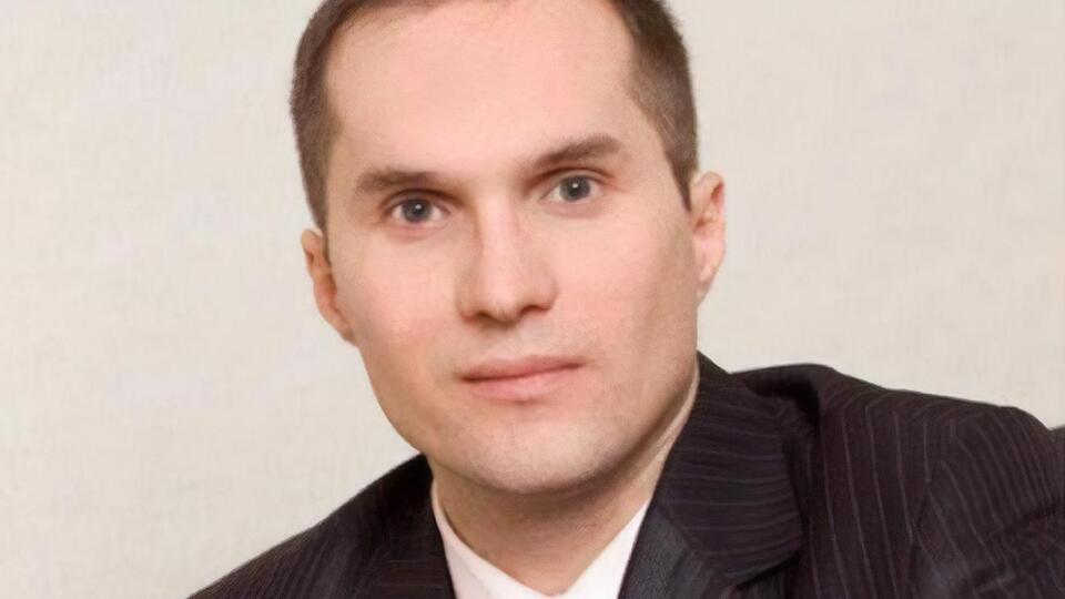 Юрій Бутусов (на фото): Якщо Юрій Вітренко хоче обійняти місце першого віцепрем'єра, він зобов'язаний відмовитися від позову до НАК "Нафтогаз", а гроші повернути в бюджет