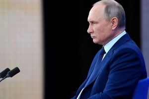 Путин: Россия по военным расходам занимает шестое место в мире