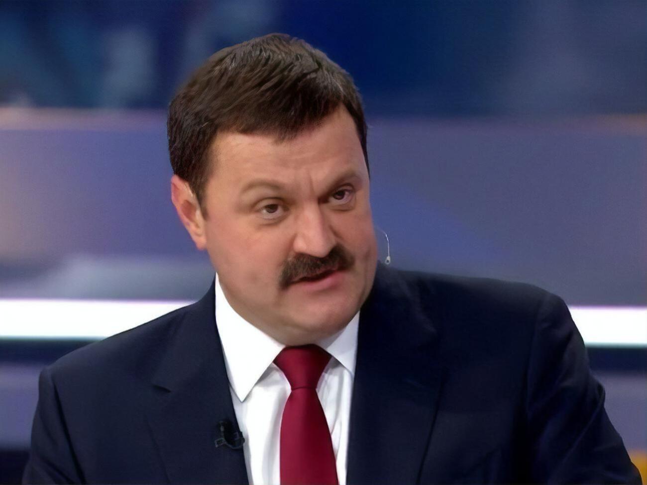 Деркач: Пропоную нагородити героя фінансів орденом "За Відвагу і слабоумство" та відіслати його до довічного кадрового резерву