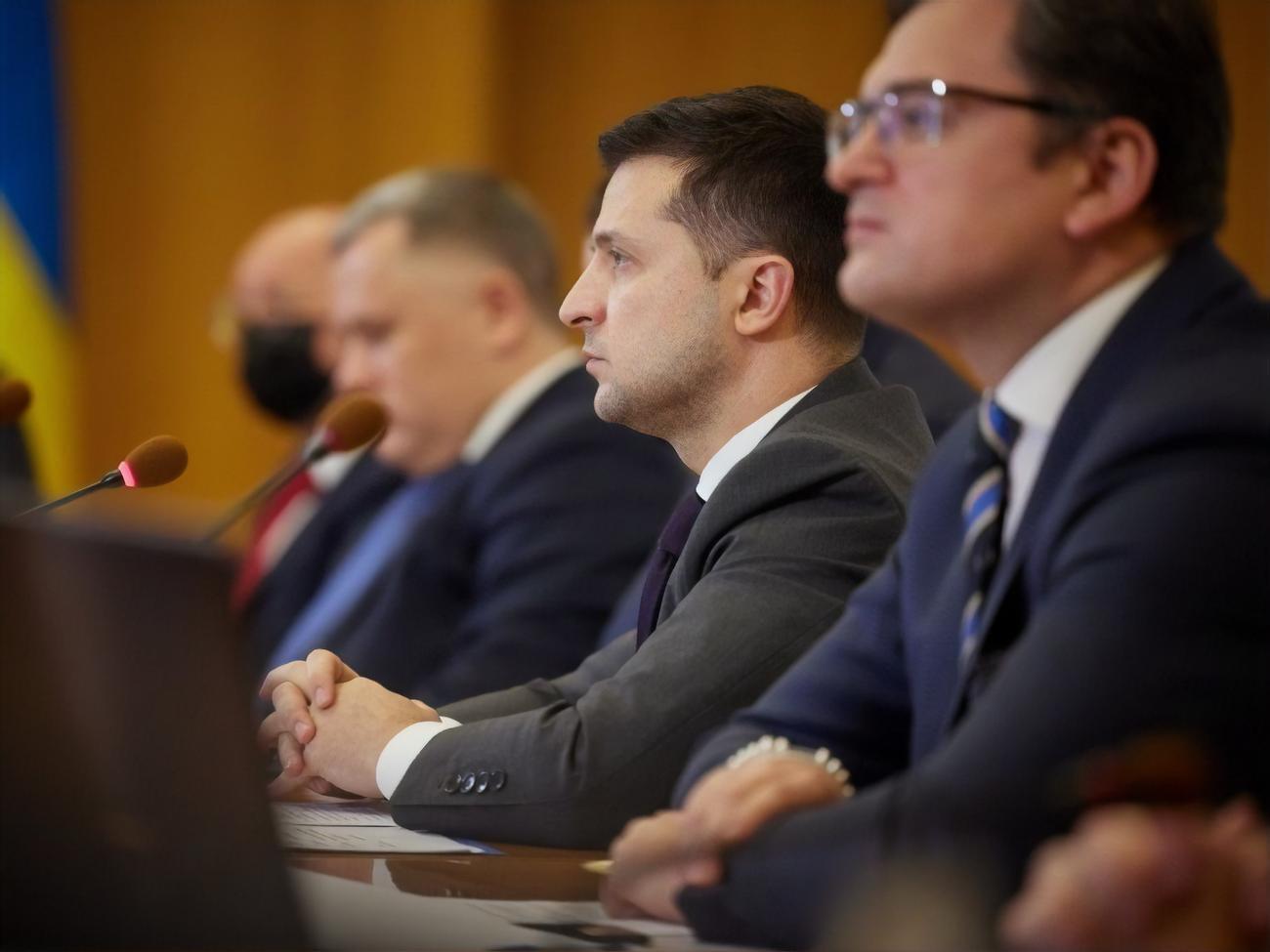 Зеленський: Україна поки не входить до переліку пріоритетних 92 країн, які можуть дістати вакцину у січні – лютому, але ми над цим дуже сильно працюємо