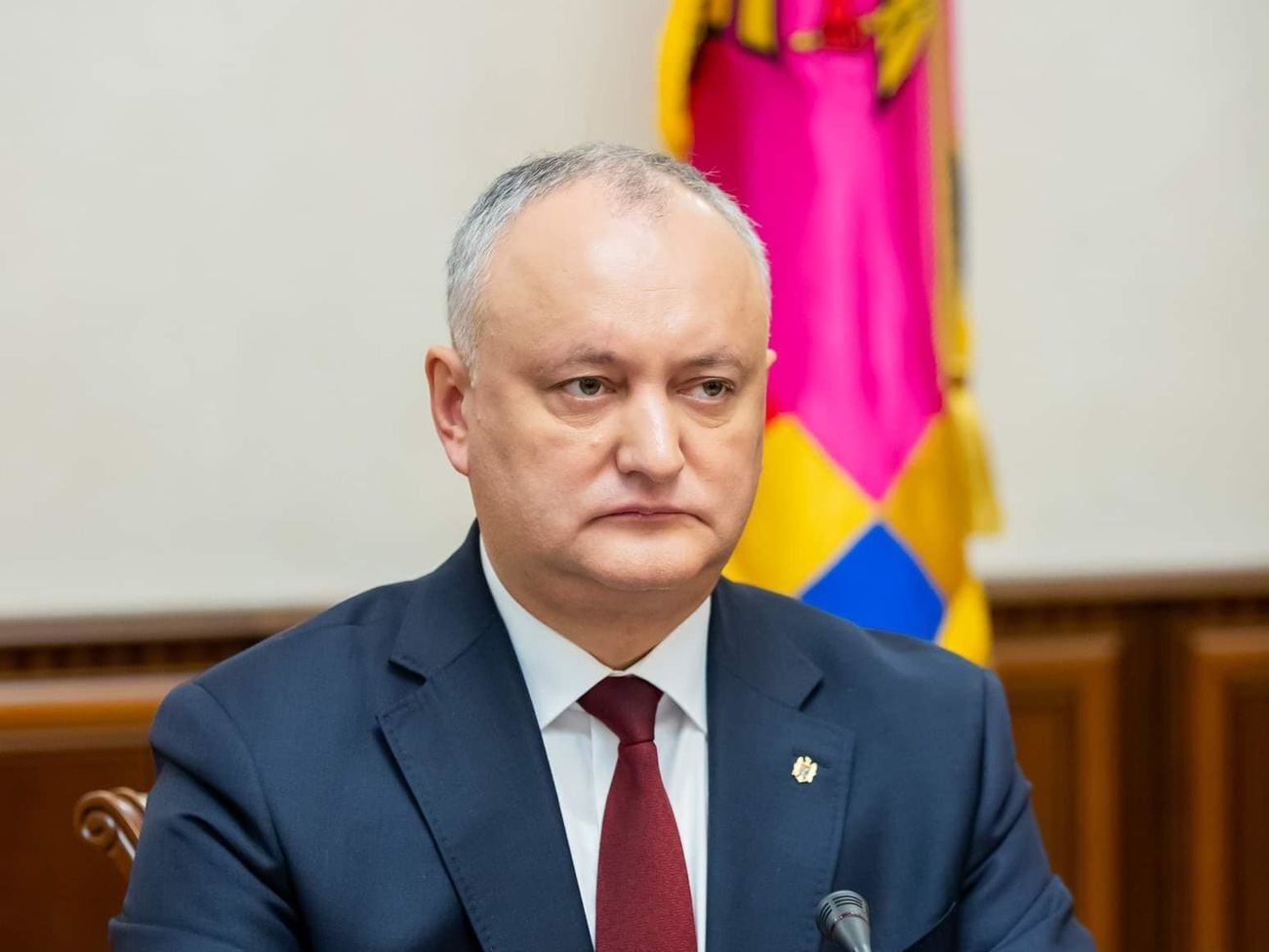 Додон подписал три закона, поднимающие статус русского языка