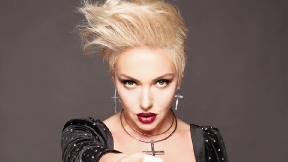 Полякова: Поки що я такий образ просто приміряю, але мені він страшенно подобається