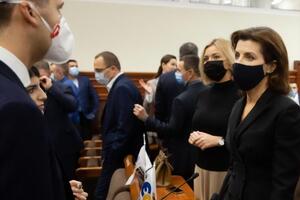 Марина Порошенко: Если такая сессия мэром будет поддержана и проведена, то наши больницы смогут реализовать средства на приобретение всего необходимого для борьбы с коронавирусом еще в этом году