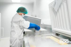Первой массовую вакцинацию от коронавируса начала Великобритания
