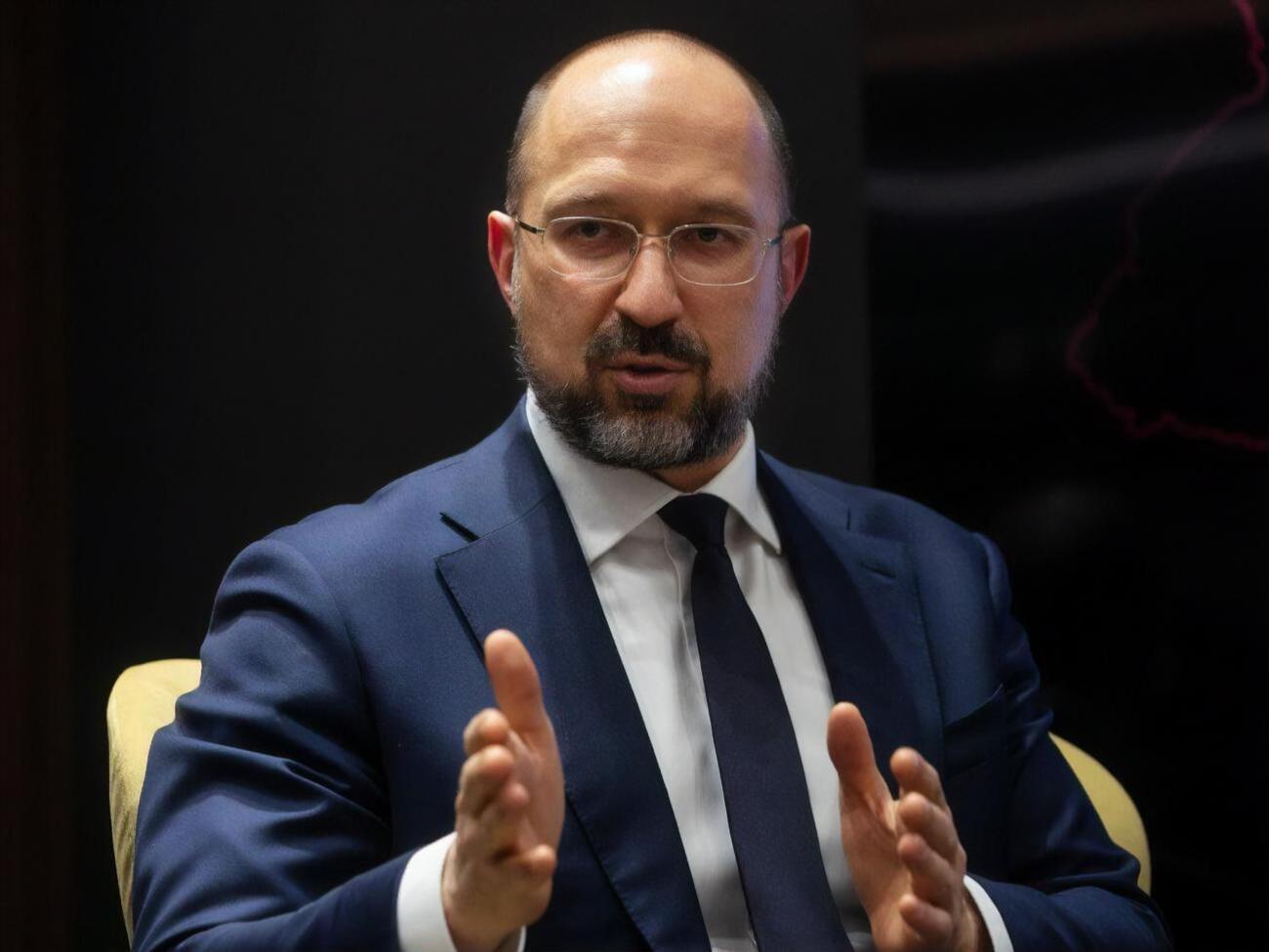 Шмыгаль:&nbsp;Что касается бонусов менеджерам. К сожалению, это не госбюджет. Это предприятие и бывший менеджер в судебном споре пришли к вот такому решению