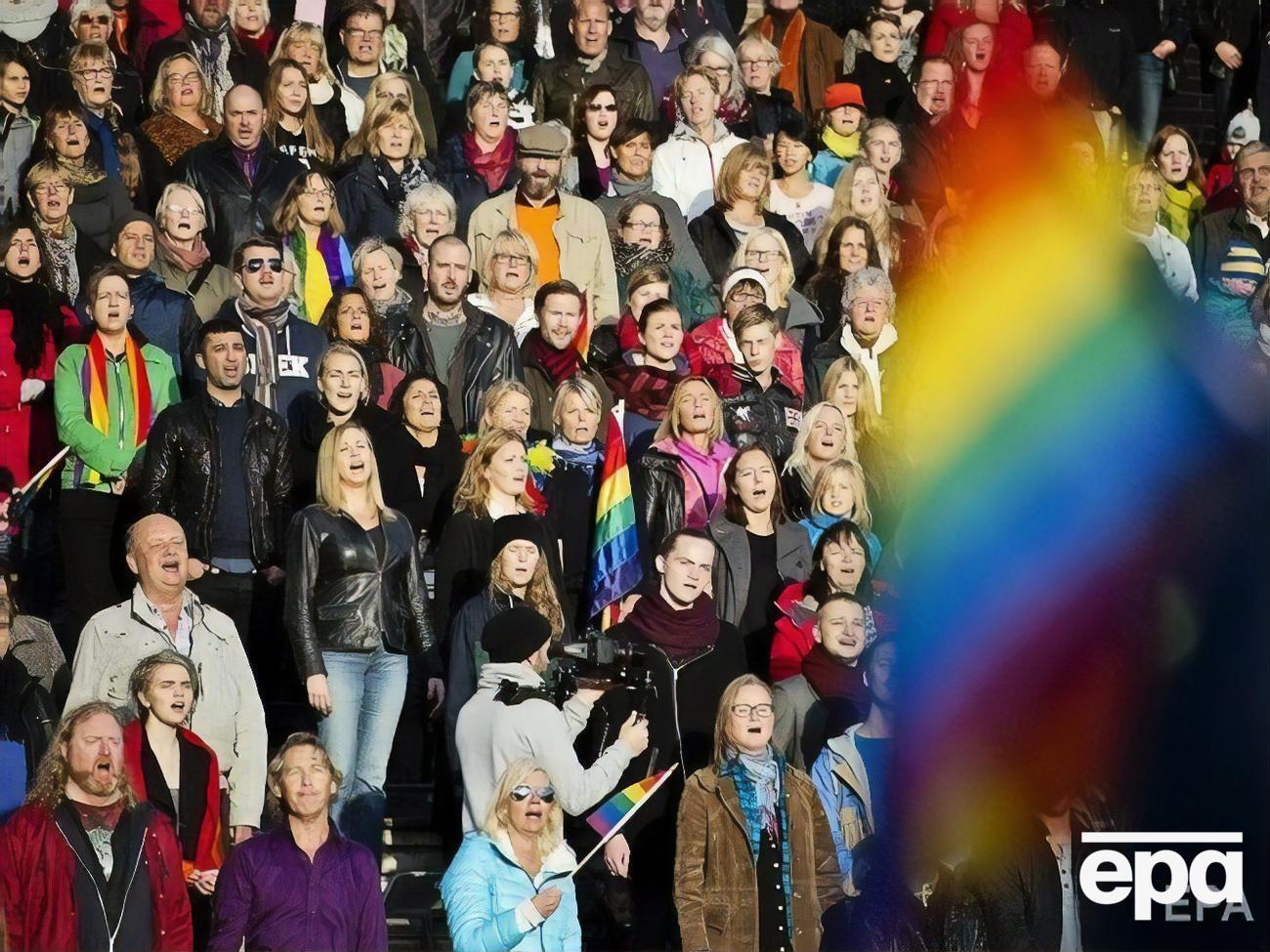 В Швейцарии&nbsp;с 2013 года обсуждался&nbsp;закон об однополых браках