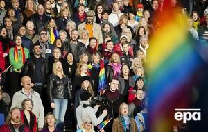 В Швейцарии с 2013 года обсуждался закон об однополых браках