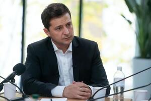 Зеленский отметил, что в вопросе большой приватизации "много делается"