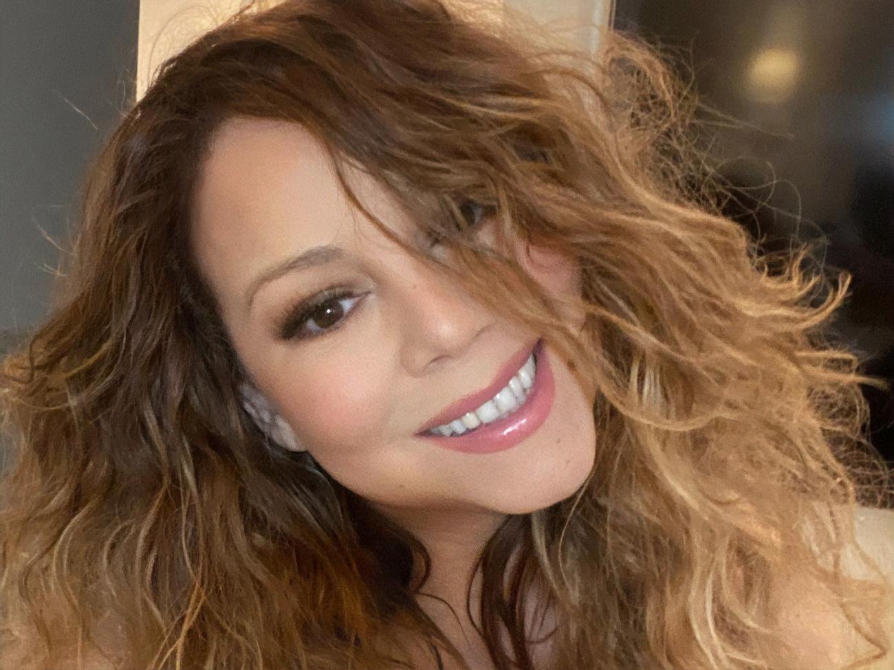 Кэри в марте исполнилось 50 лет