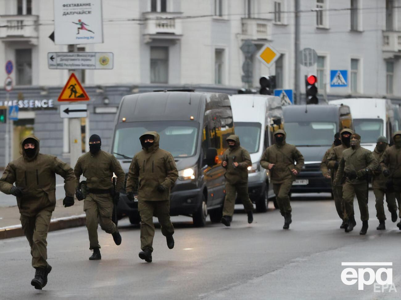 Белорусские силовики нередко задерживают журналистов на акциях протестов