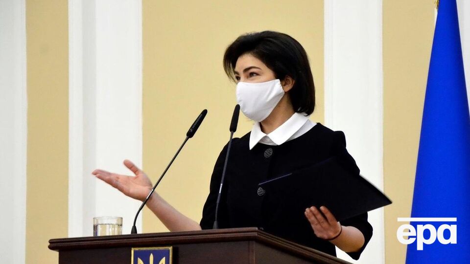 Венедиктова сделала процессуальным руководителем дела саму себя, заявил Бутусов
