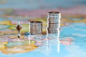 АМКУ виявив, що реклама турів "у доларах" вводить клієнтів в оману