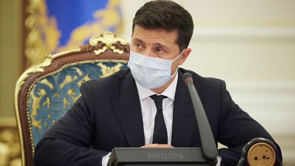 Зеленский назвал конфликт на Кавказе "сложным"