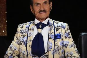 У Григория Чапкиса двустороннее воспаление легких