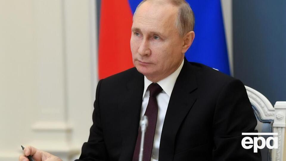 У Росії почали активно обговорювати майбутнє Путіна, пише Bloomberg