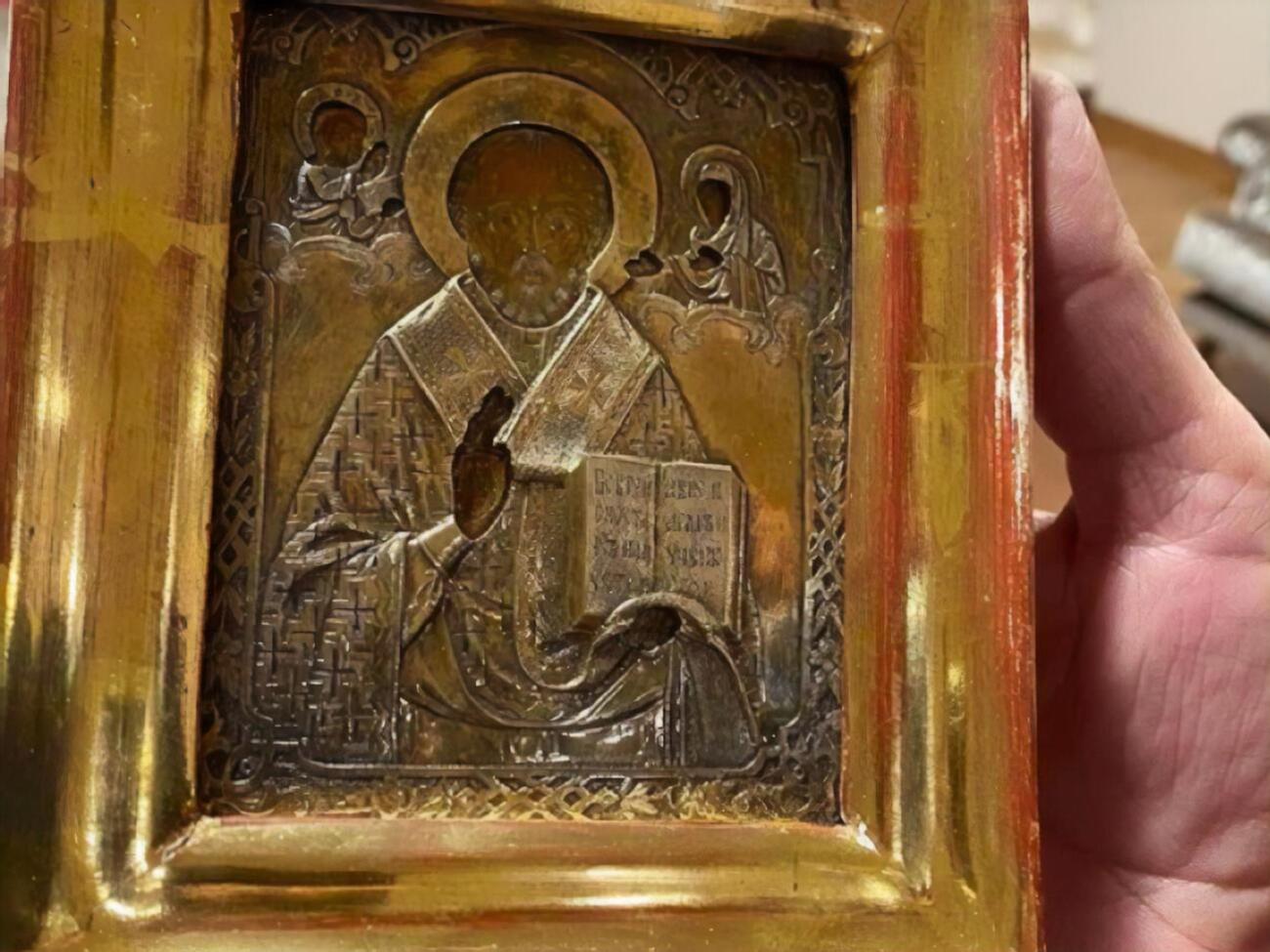 Министерство культуры Украины изучает происхождение отметки на иконе, подаренной российскому министру Лаврову в Боснии и Герцеговине