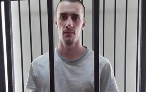 Суд в РФ приговорил Шумкова к четырем годам колонии общего режима за членство в "Правом секторе"