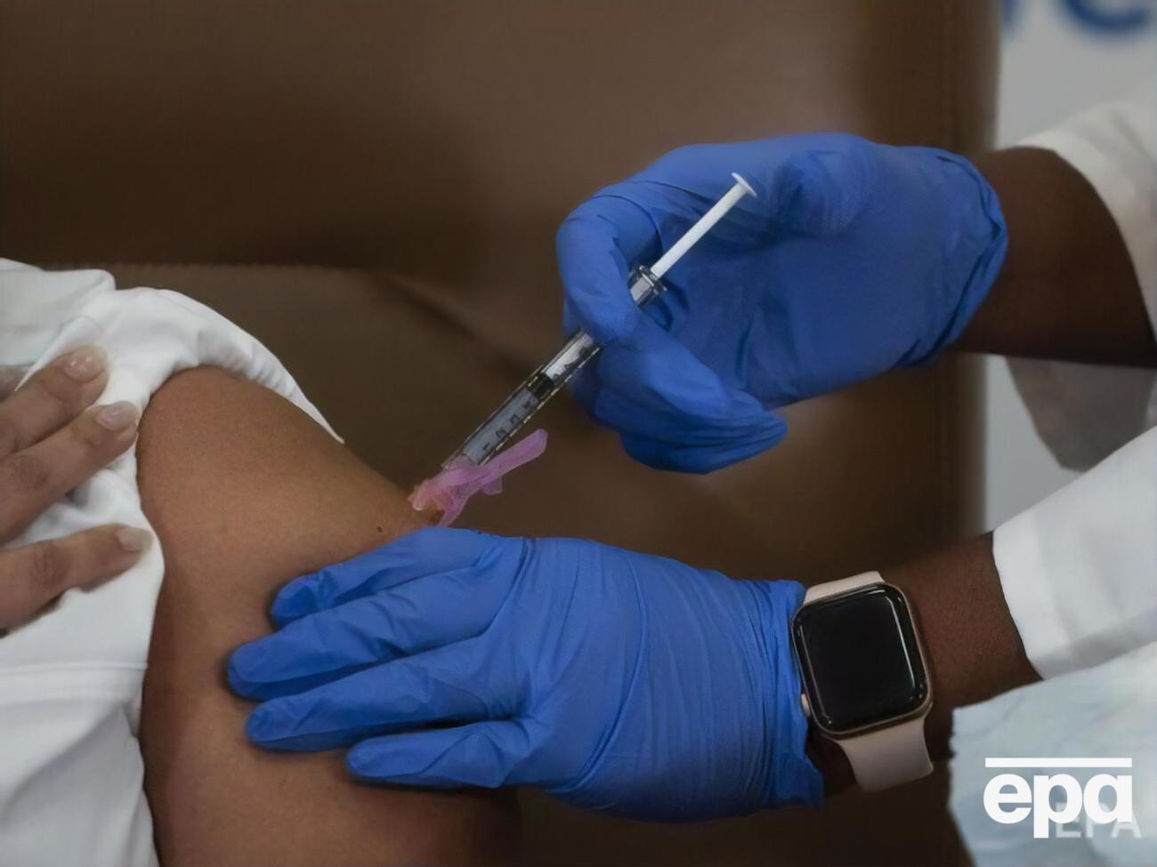 Правительство США планирует распределить в течение ближайшей недели в общей сложности 7,9 млн доз вакцин