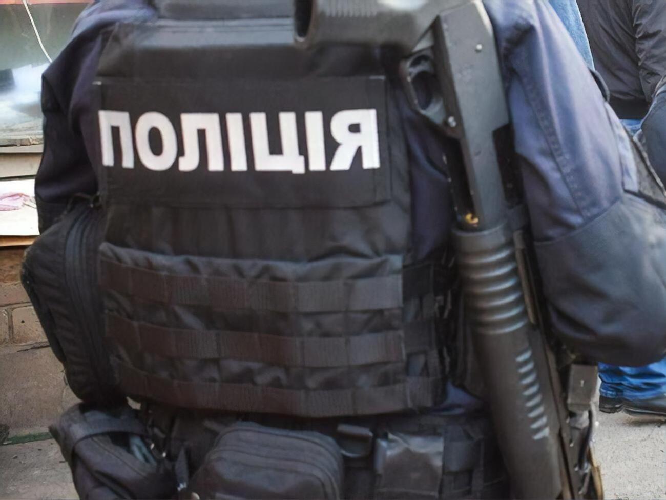 Полиция провела обыски в домах фигурантов дела