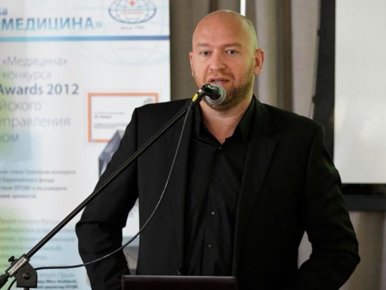 Навіть у молодих людей, які перехворіли на COVID-19 у легкій формі, можуть виникати досить тяжкі ураження органів
