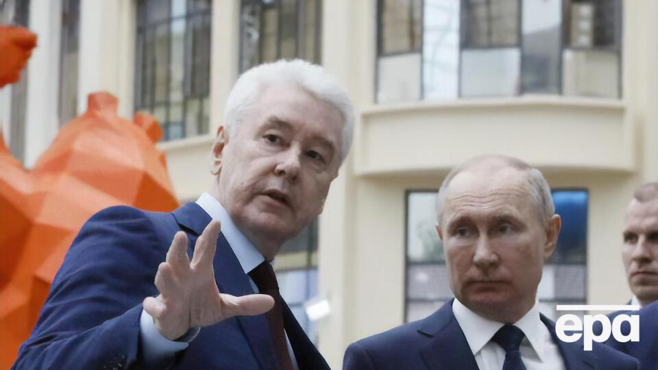 Обійшов Собянін (ліворуч) Путіна (праворуч) і в опитуванні про те, яке враження у москвичів склалося від їхньої діяльності