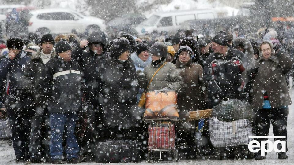 В Україні офіційно зареєструвалося майже 1,5 млн переселенців із Криму та Донбасу