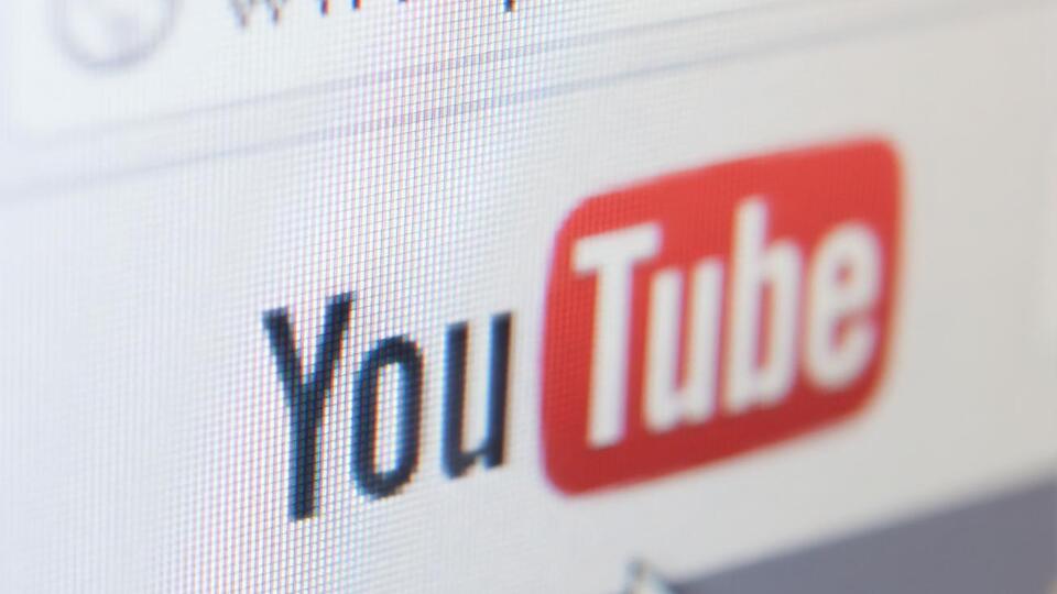 YouTube в октябре усилил борьбу с фейками о COVID-19