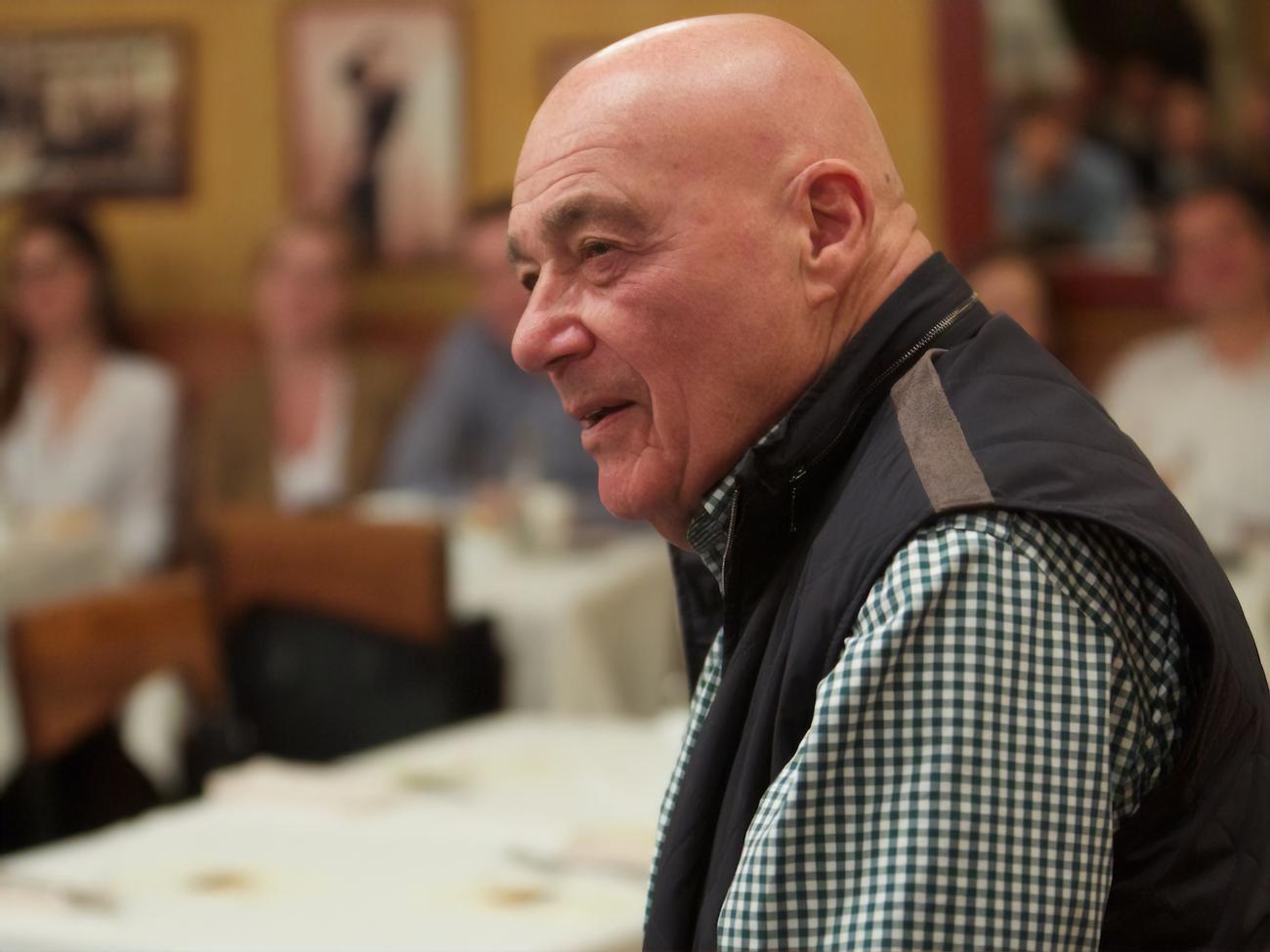 Познер рассказал, что оперировали его с помощью робота