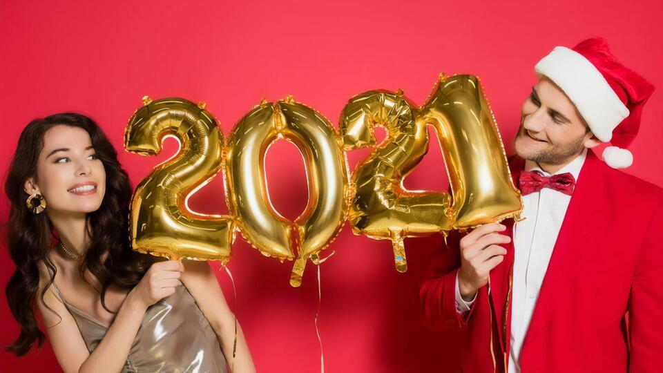 Блестящая фактура – тренд новогодней ночи