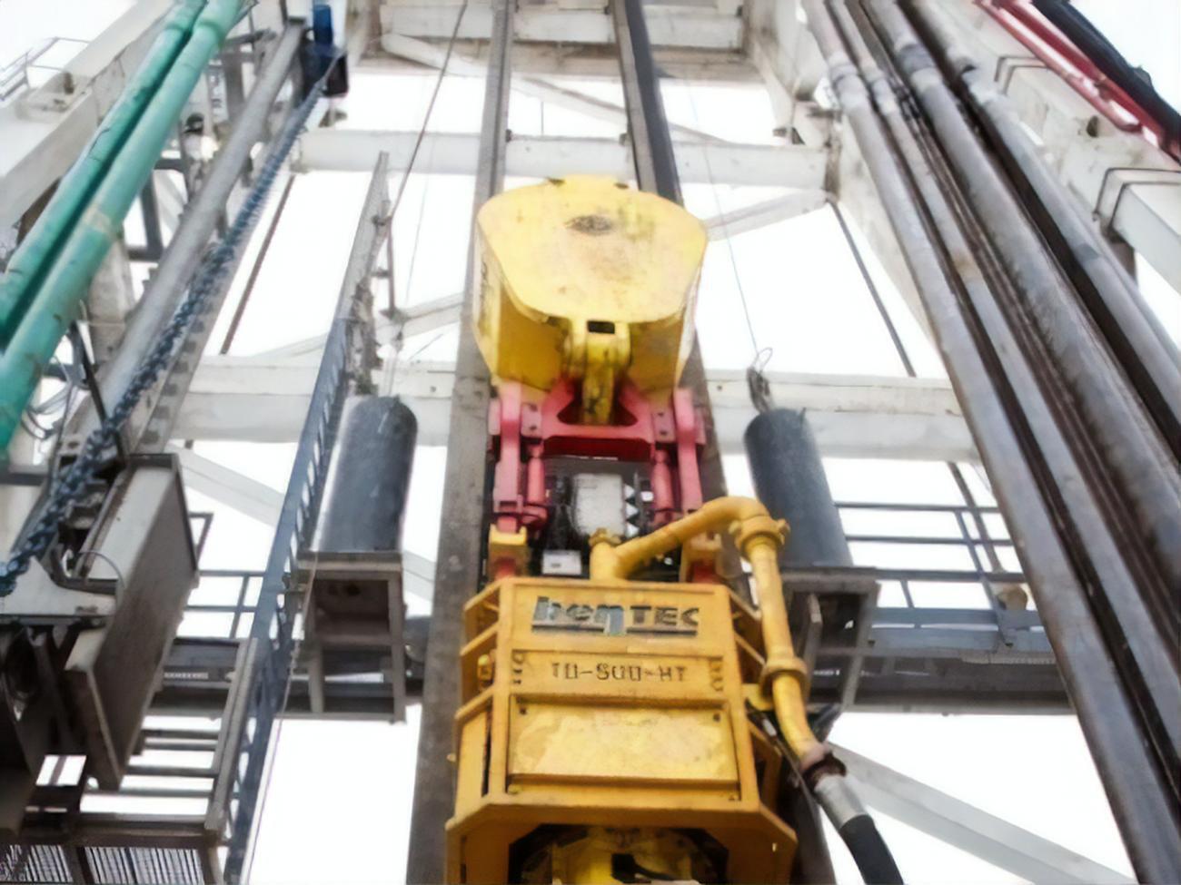 Свердловину будували за умов надвисоких пластових тисків, але завдяки інтегрованому підходу її побудували протягом 136 діб, це на 32 дні раніше від проєктного терміну.