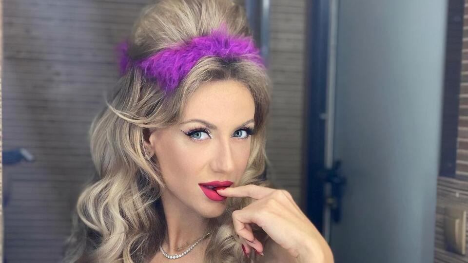 Нікітюк: Яким новорічним кулькам надають перевагу зараз хлопці? Другого чи четвертого розміру?