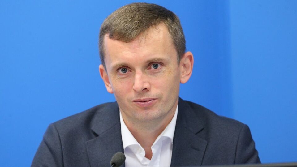 Руслан Бортник: Різні політичні сили змагаються за контроль над такими засобами