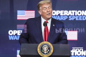 Трамп о вакцине: Мы благодарны всем ученым, исследователям, производителям, которые сделали этот прорыв возможным