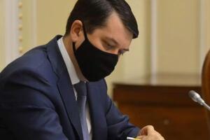 Разумков оценил вероятность внеочередных выборов в Раду