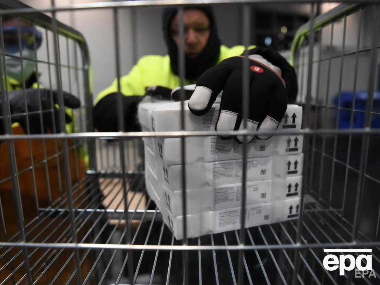 Сегодня вакцину доставили во все страны ЕС